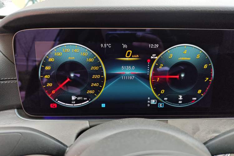 Used Mercedes-Benz E-Class 2021 Facelift E 260 L
