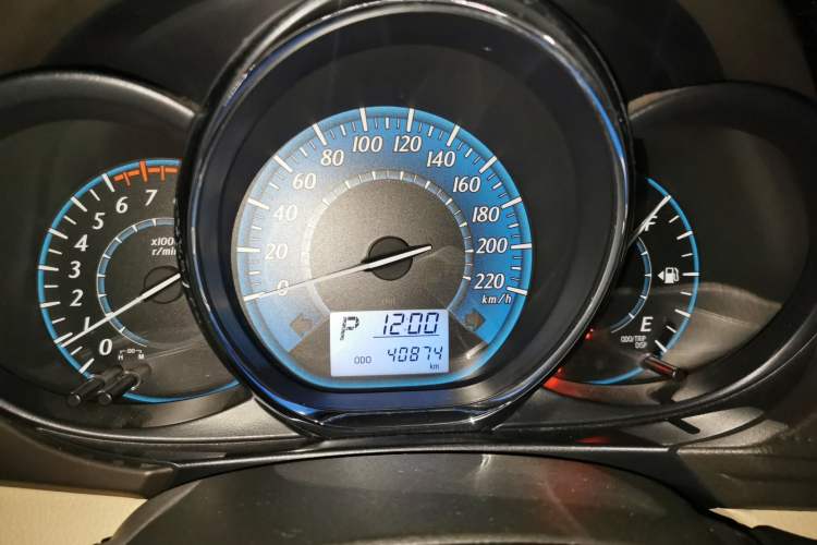 Used Toyota YARiS L Zhi Xuan 2014 1.3E Automatic Charm Edition Instrument Cluster