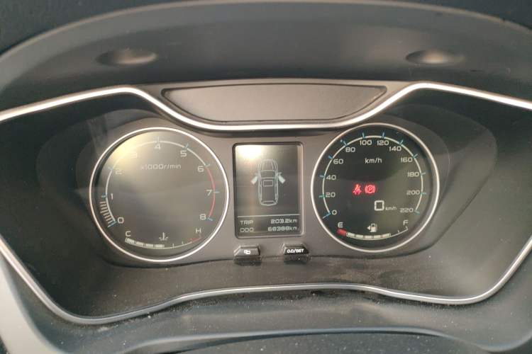 Used Geely Auto Vision X6 2016 1.8L Manual Luxury Model