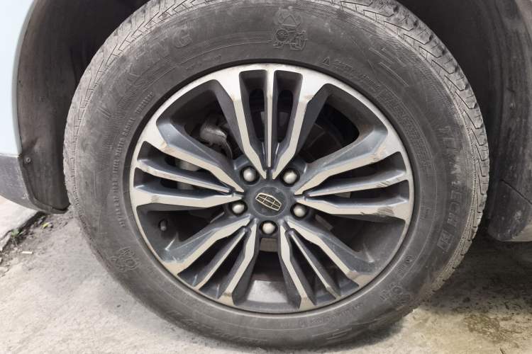 Used Geely Auto Vision X6 2016 1.3T CVT Luxury Model Left Front Wheel Hub
