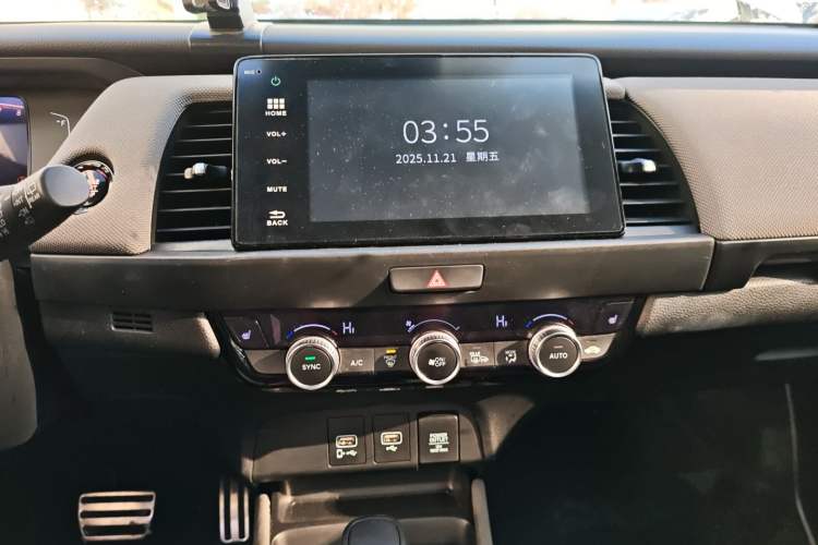 Used Honda LIFE 2021 1.5L CVT SPO-SS Dynamic Edition Audio And AC Panel