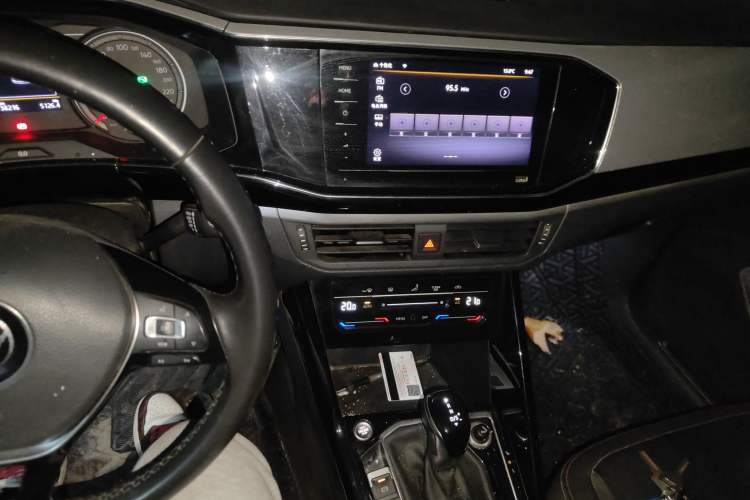 Used Volkswagen Tayron 2020 330TSI Two-Wheel Drive Luxury Smart Connectivity Version
