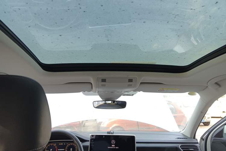 Used Volkswagen Tayron 2023 300TSI Two-Wheel-Drive Luxury Plus Advanced Edition
