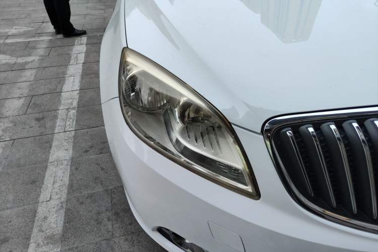 Used Buick GT 2010 GT 1.6L Manual Entry-Level Model Right Front Headlight