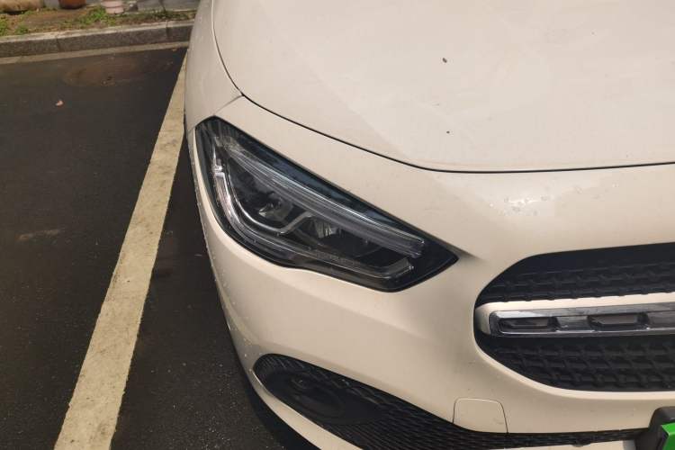 Used Mercedes-Benz GLA 2022 Facelifted GLA 200 Exterior 6