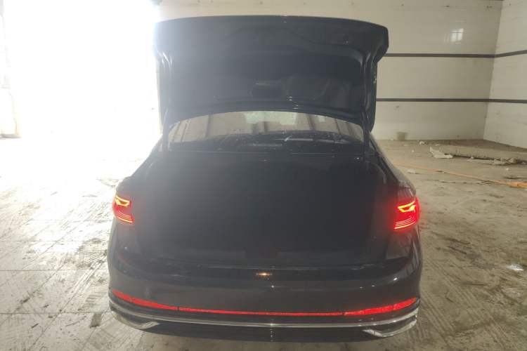 Used Volkswagen Sagitar 2023 300TSI DSG Excellence Edition
