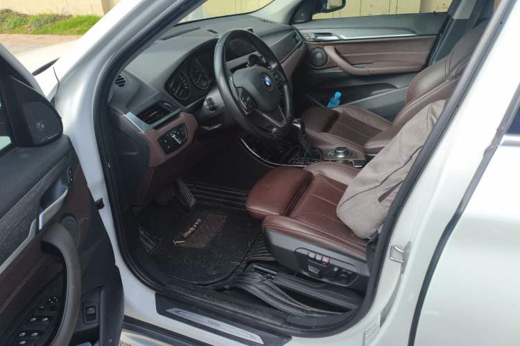 Used BMW X1 2016 xDrive25Li Luxury Model