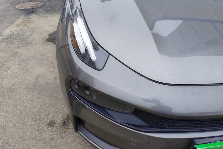 Used Lynk & Co 03 2021 2.0TD Automatic Trendy Champion Edition Right Front Headlight