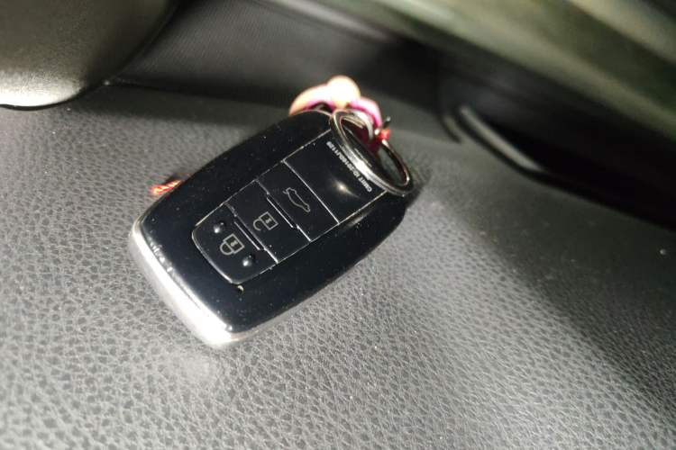 Used Toyota Camry 2019 2.0G Luxury Edition China VI Standard