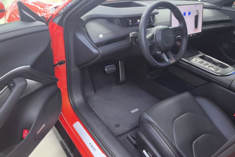 Used Xiaomi Auto SU7 2024 Four-Wheel Drive Ultra-Long Range Advanced Intelligent Driving Max Edition Driver Seat