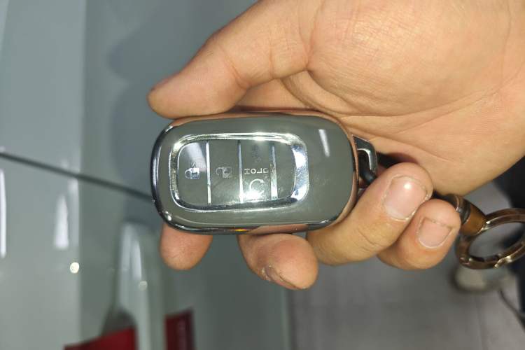 Used Honda Civic 2023 2.0L eHEV Pioneer Edition