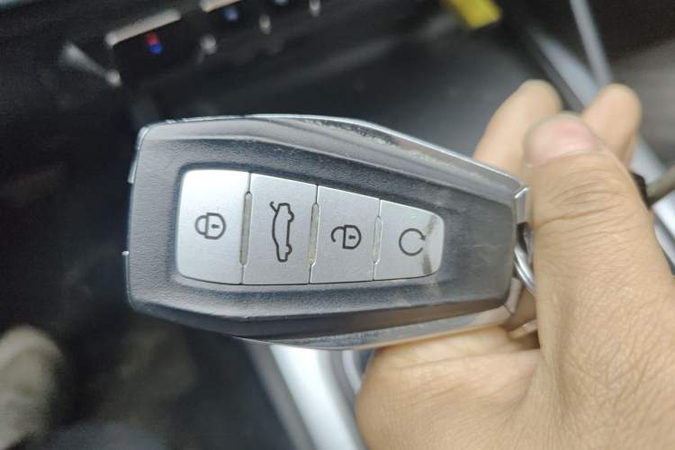 Used Geely Auto Haoyue 2020 1.8TD DCT Luxury 7-Seater
