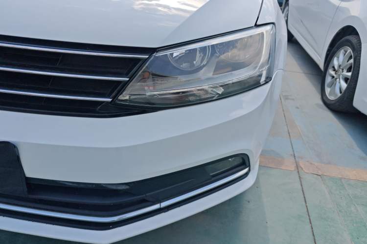 Used Volkswagen Sagitar 2015 1.6L Automatic Comfort Model