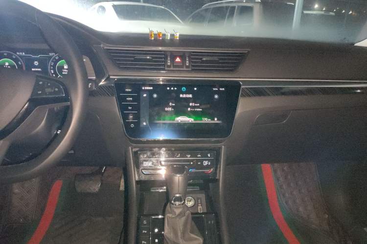 Used Skoda Superb 2023 Restyled TSI330 DSG Luxury Edition
