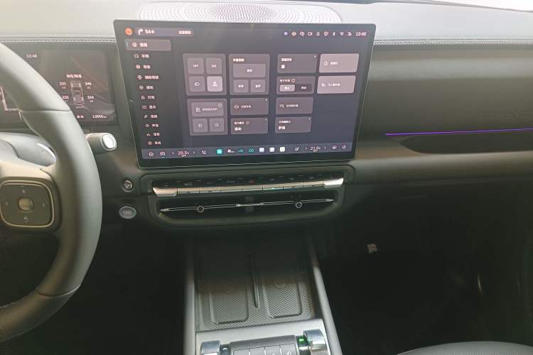 Used Tank 300 New Energy 2025 Hi4-T