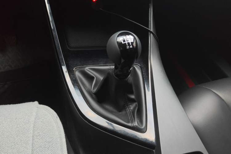 Used Roewe i5 2021 1.5L Manual Diamond Edition