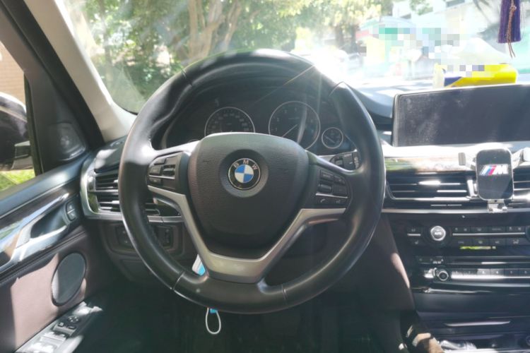 Used BMW X5 2017 xDrive28i Steering Wheel
