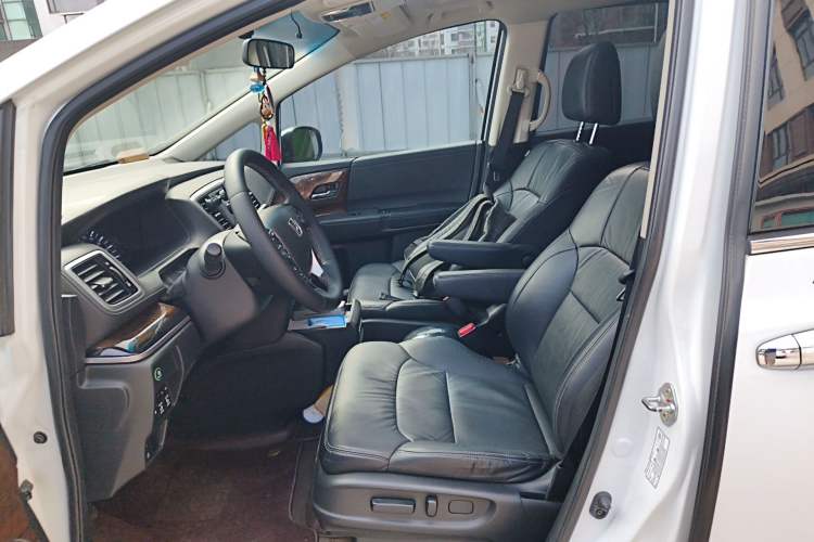 Used Honda Odyssey 2017 2.4L Smart Edition Left Front Seat