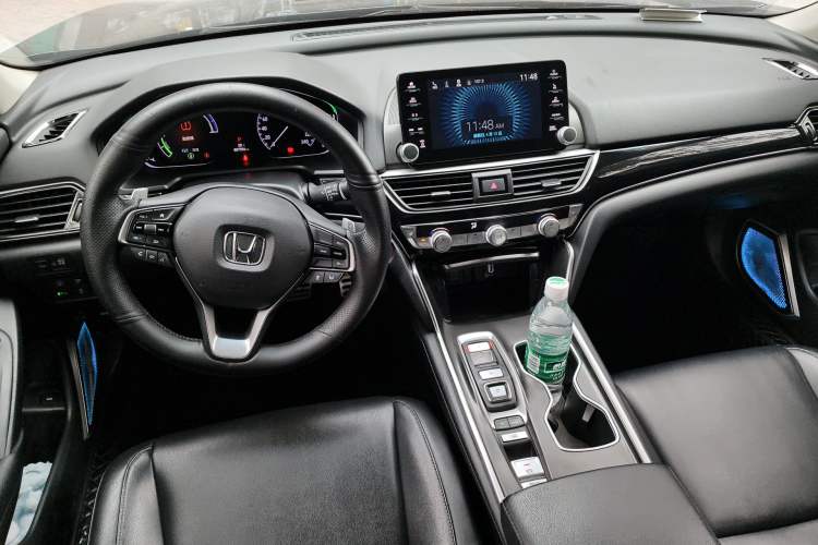 Used Honda Accord 2018 Rui·Hybrid 2.0L Rui Zhi Edition China VI Center Console