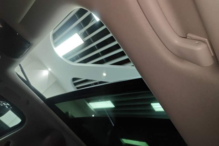 Used BMW 3 Series 2023 325Li M Sport Package Headliner