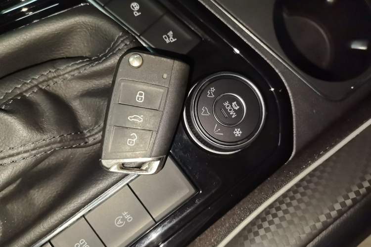 Used Volkswagen Tayron X 2020 380TSI Four-Wheel Drive Flagship Smart Connectivity Version
