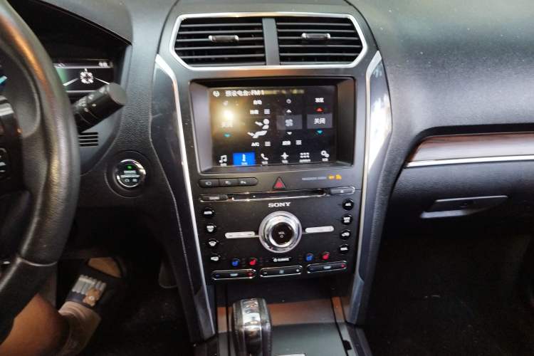 Used Ford Explorer 2016 2.3T Elite Edition
