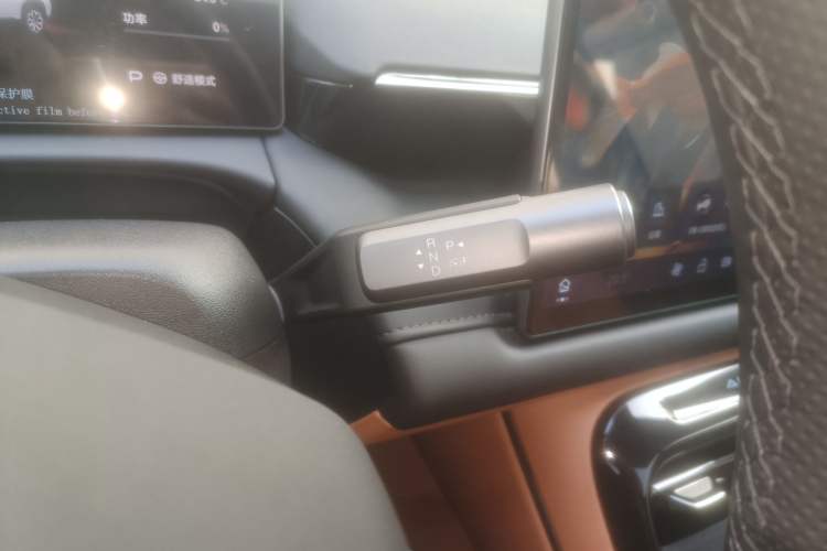 Used AION V 2024 Aion Tyrannosaurus 520 Smart Luxury Edition