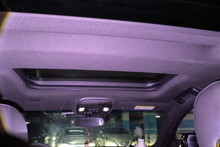 Used Cadillac CT5 2023 28T Luxury Edition (Standard Version) Headliner