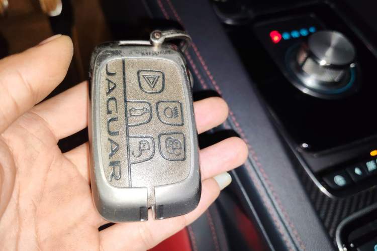 Used Jaguar F-PACE 2018 3.0 SC Four-Wheel Drive R-Sport Sport Edition
