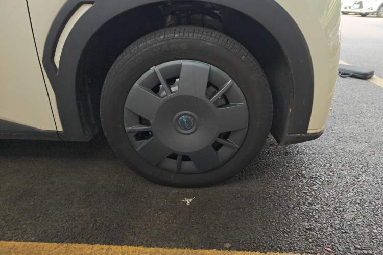 Used BYD Seagull 2025 305km Active Version Right Front Wheel Hub