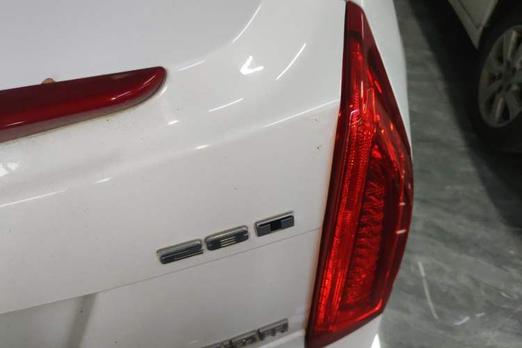 Used Cadillac ATS-L 2017 28T Tech Edition Right Rear Taillight