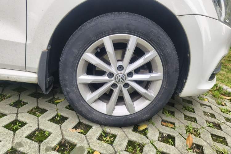 Used Volkswagen Polo 2016 1.6L Automatic Luxury Model