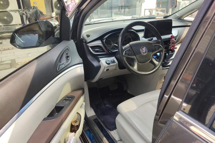 Used Buick GL8 2020 Land Business Class 652T Luxury Model