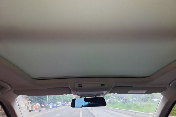 Used Volkswagen T-ROC 2019 280TSI DSG Two-Wheel Drive Comfort Version China VI Standard
