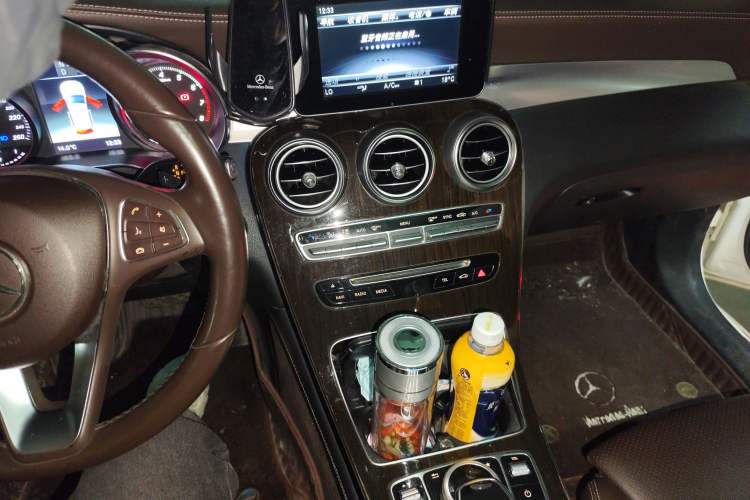 Used Mercedes-Benz GLC 2019 GLC 260 L 4MATIC Dynamic Model