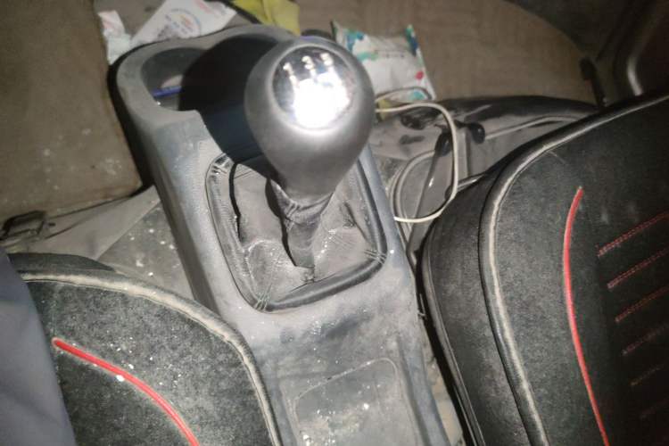 Used Jinbei Hiace X30 2016 1.3L Van Standard Edition DLCG12
