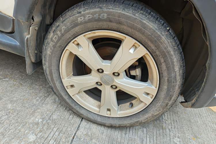 Used Haval H1 2016 Red Label 1.5L Manual Luxury Model Right Front Wheel Hub