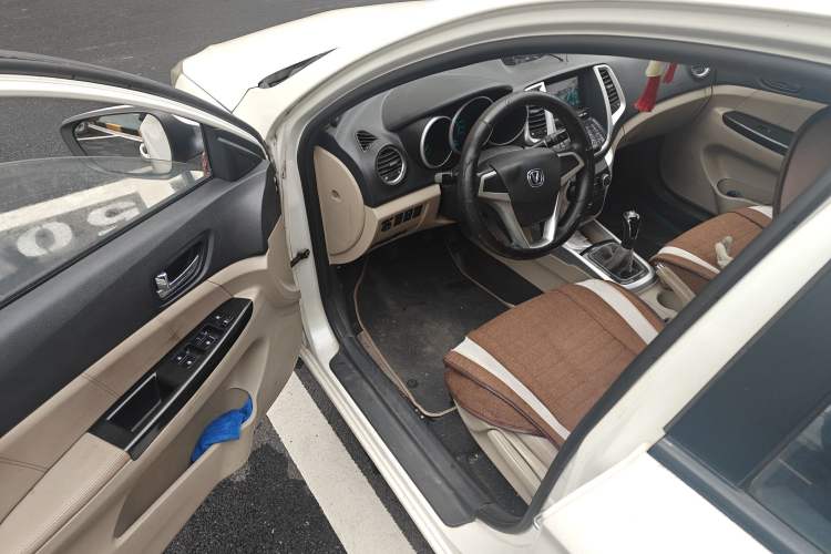 Used Changan Eado 2014 1.6L Manual Elite Version