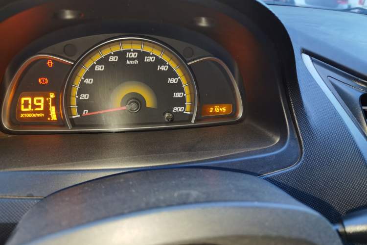 Used Chevrolet Sail 2013 Sedan 1.4L Manual Ideal Happiness Edition
