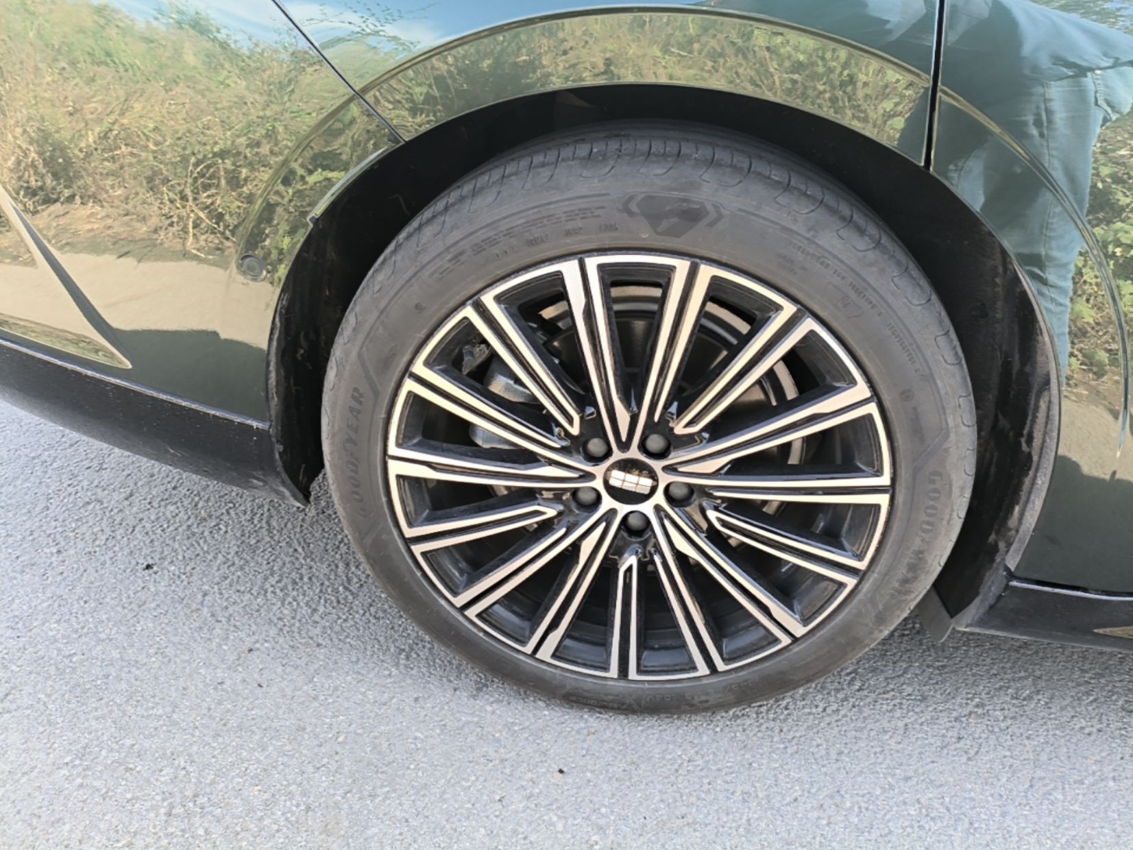 Geely Galaxy 8 2025 130km EM-P Starship Edition — снимка 11
