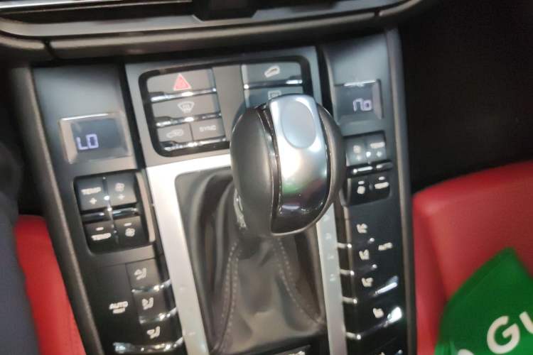 Used Porsche Macan 2021 Macan 2.0T