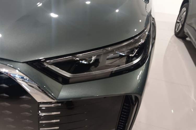 Used Chery Fengyun T8 2025 1.5T 130km Deluxe Version 5 Seats