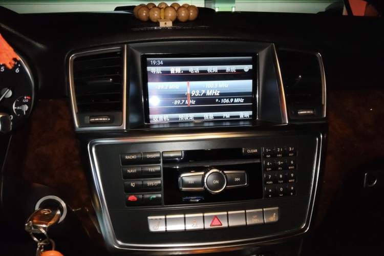 Used Mercedes-Benz M-Class 2012 ML 350 Luxury Edition
