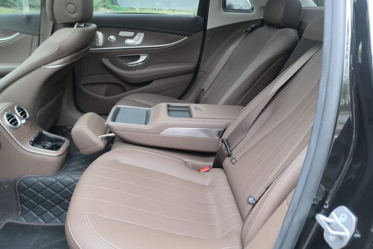 Used Mercedes-Benz E-Class 2023 Updated E 300 L Luxury Edition