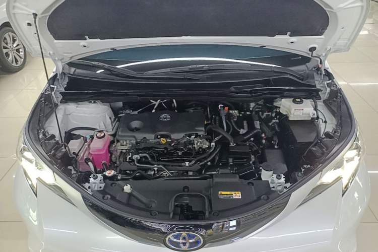 Used Toyota SIENNA 2021 2.5L Hybrid Premium Edition