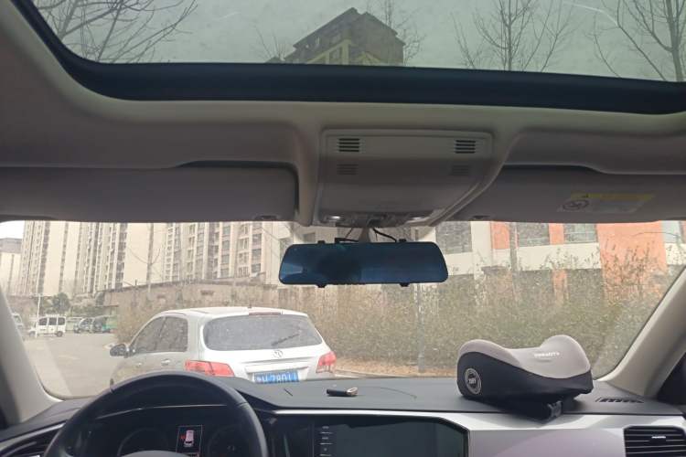 Used Volkswagen Tayron 2021 280TSI Two-Wheel Drive Luxury Smart Connectivity Version Headliner