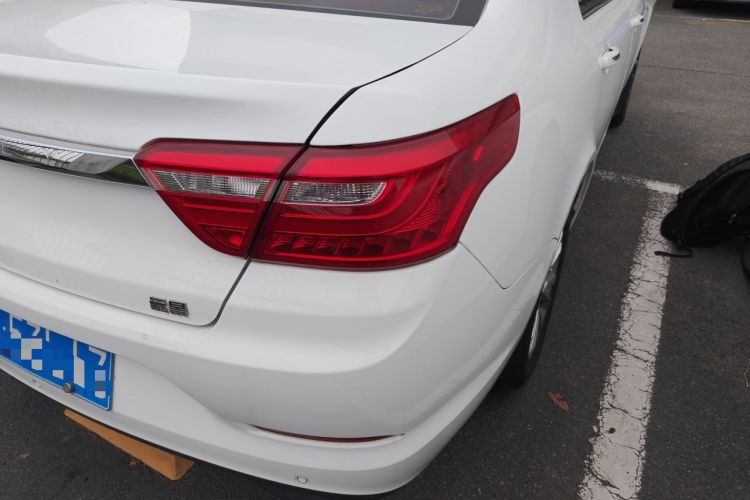 Used Geely Auto Vision 2020 Revised 1.5L Manual Asian Games Edition Exterior 3