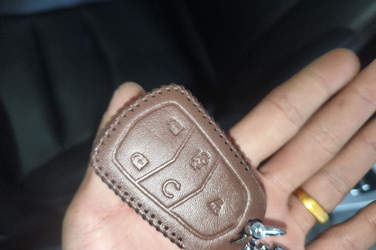 Used Cadillac XT5 2021 2.0T Two-Wheel Drive Luxury Version Vehicle Key