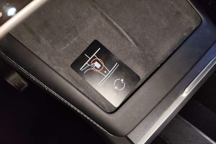 Used Tesla Model 3 2023 Rear-Wheel-Drive Version