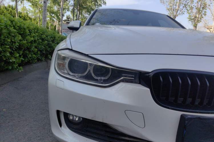 Used BMW 3 Series 2013 320i Sport Edition Right Front Headlight